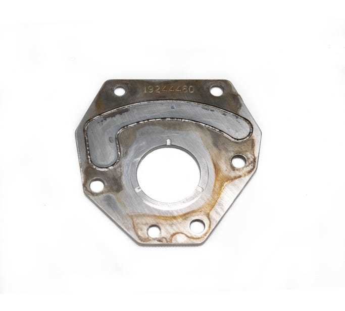 Chevrolet Performance Parts Engine Component Camshaft Retainer Plate LSX Block 19244460