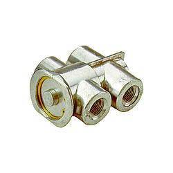 PERMA-COOL 1070 Remote Oil Thermostat with Dual 1/2 in NPT Inlets and Outlets