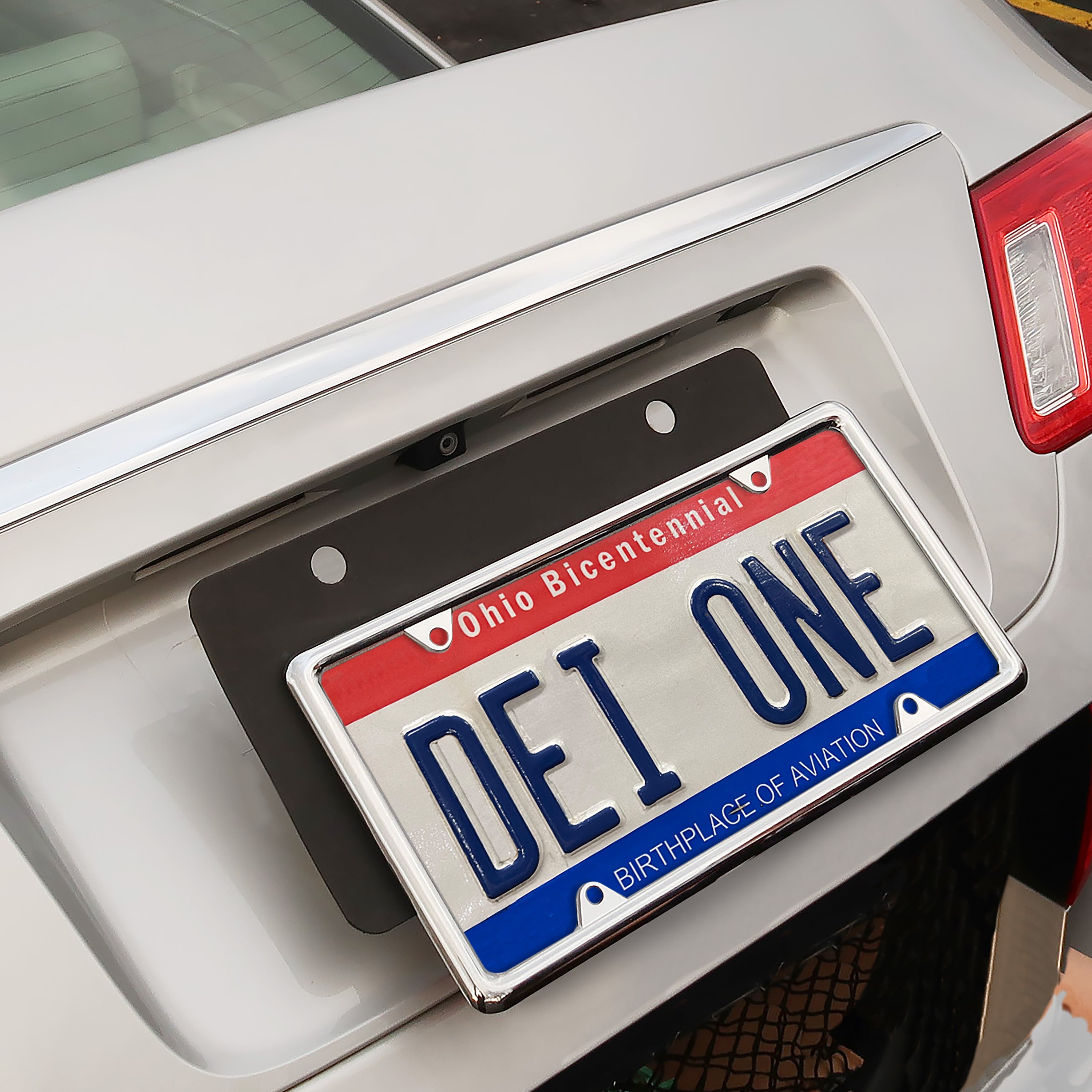 Design Engineering License Plate Damping Pad Black 2pk License Plate Bracket Insulator 50941