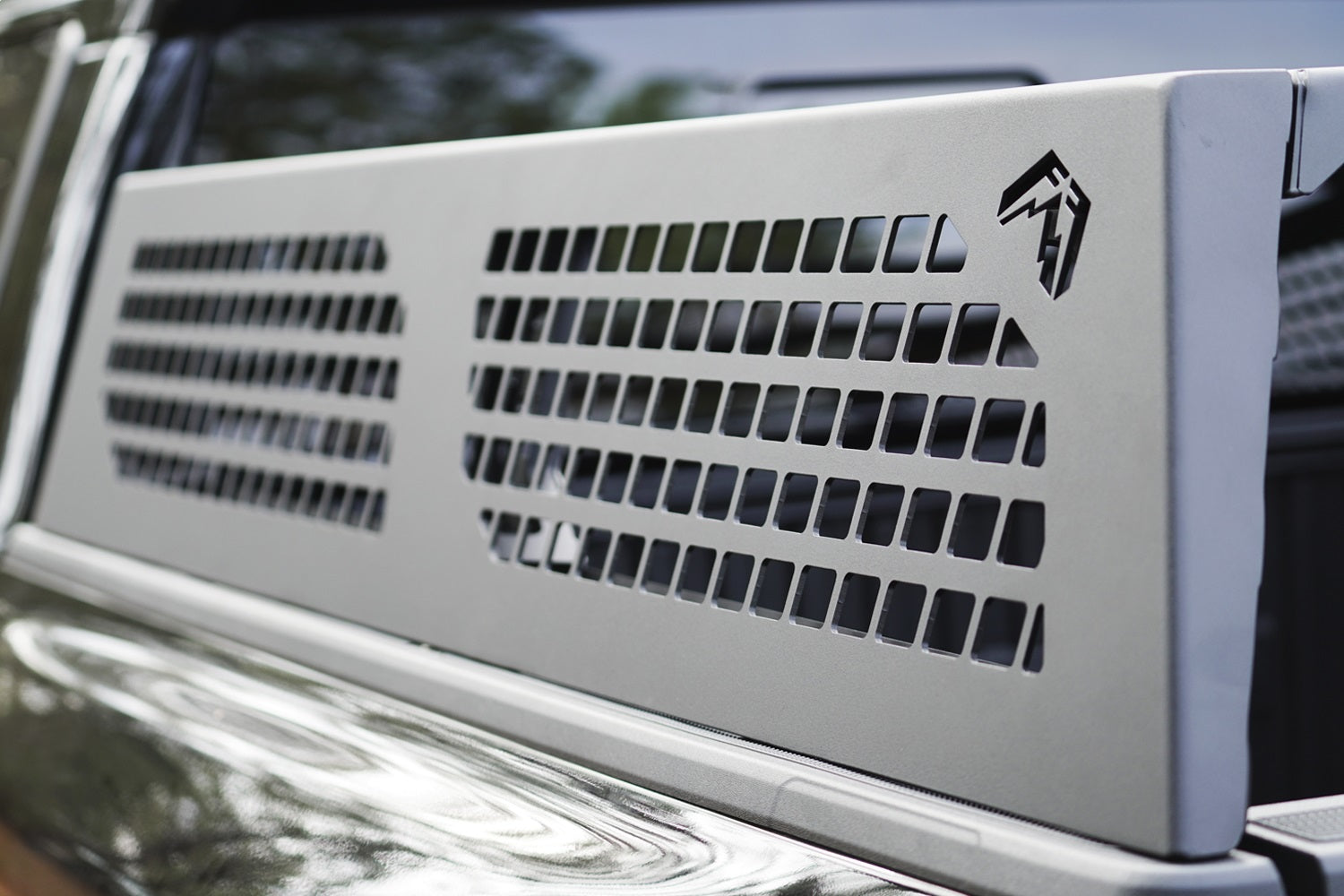 LOAD_Rack02-1_DSIDE.jpg