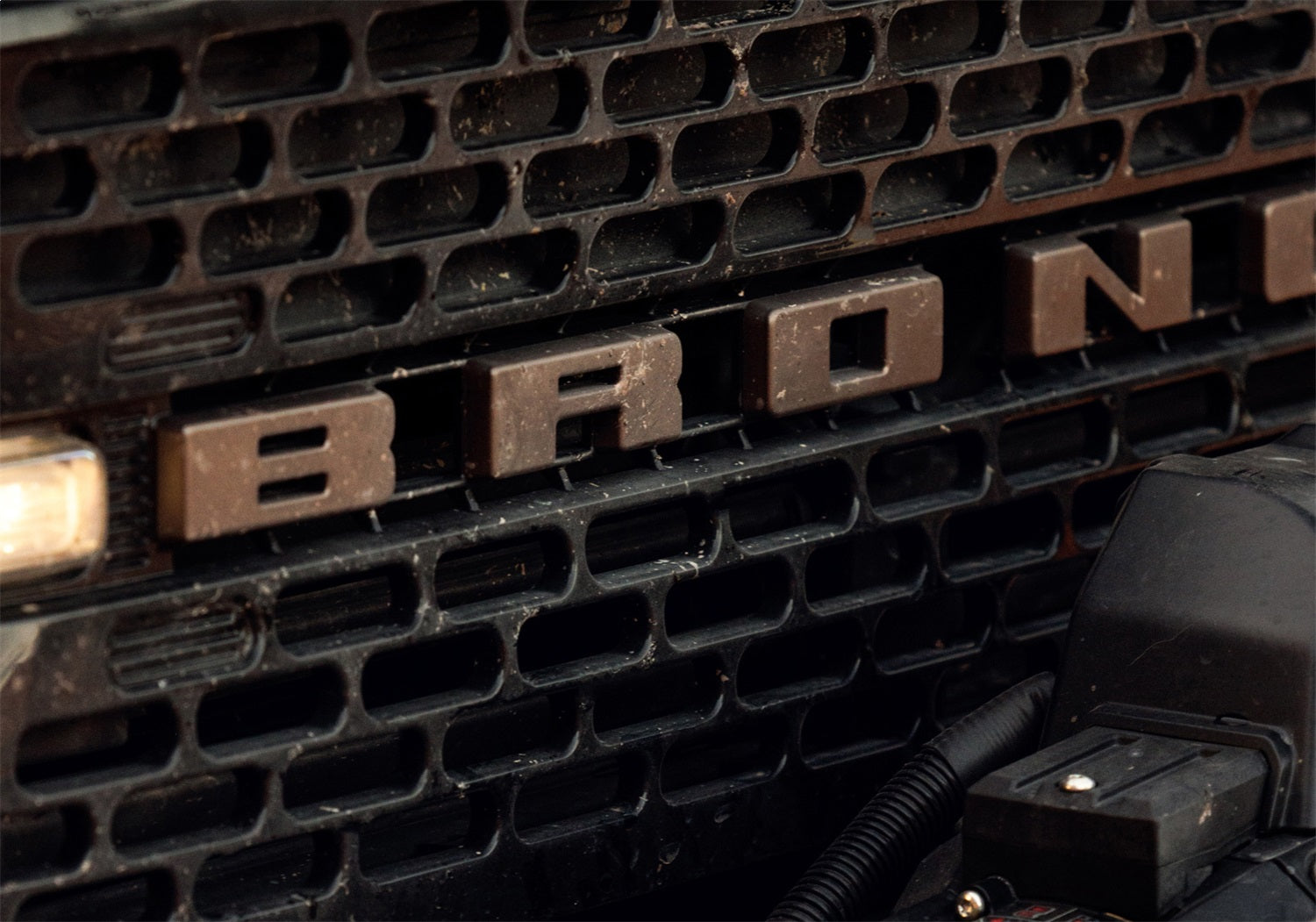 Ford Performance 2021-2025 Bronco Grille Lettering Overlay Kit - Bronze - M-1447-BLBR - Image 2